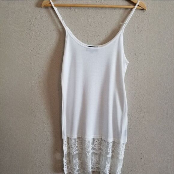 NWOT Vandana Cami with Lace - Picture 1 of 7